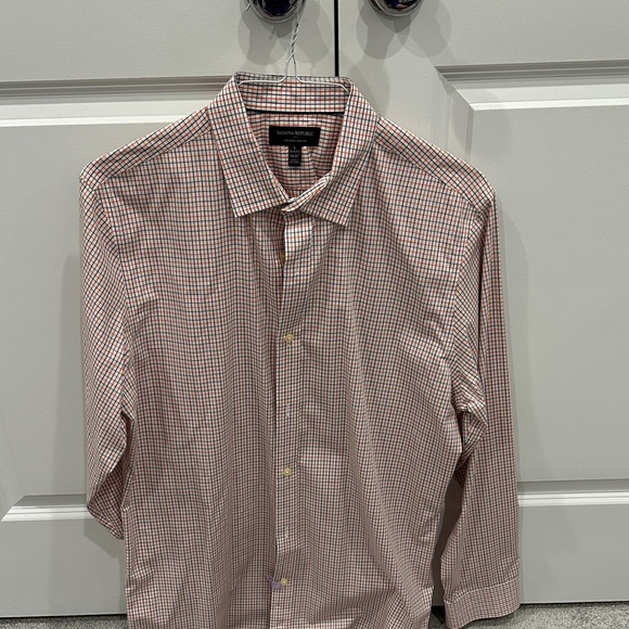 Banana Republic Other - Banana Republic Men’s Red and White Checked Dress Shirt